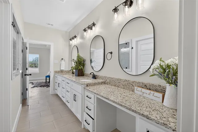 $489,900 | 6081 Us Highway, Alice, TX 78332