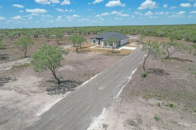 $489,900 | 6081 Us Highway, Alice, TX 78332