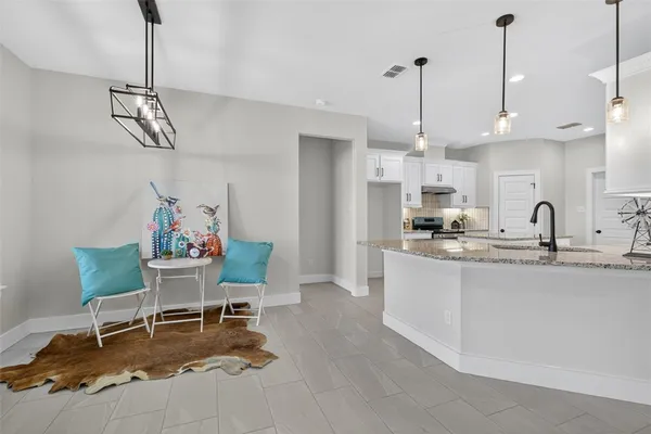 $489,900 | 6081 Us Highway, Alice, TX 78332
