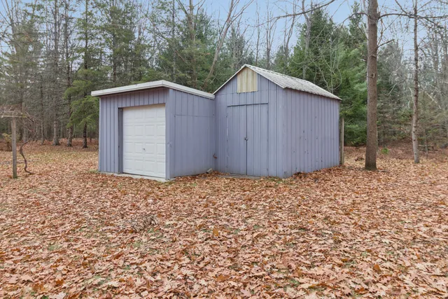 $279,900 | 2430 Indian Trail, Evart, MI 49631