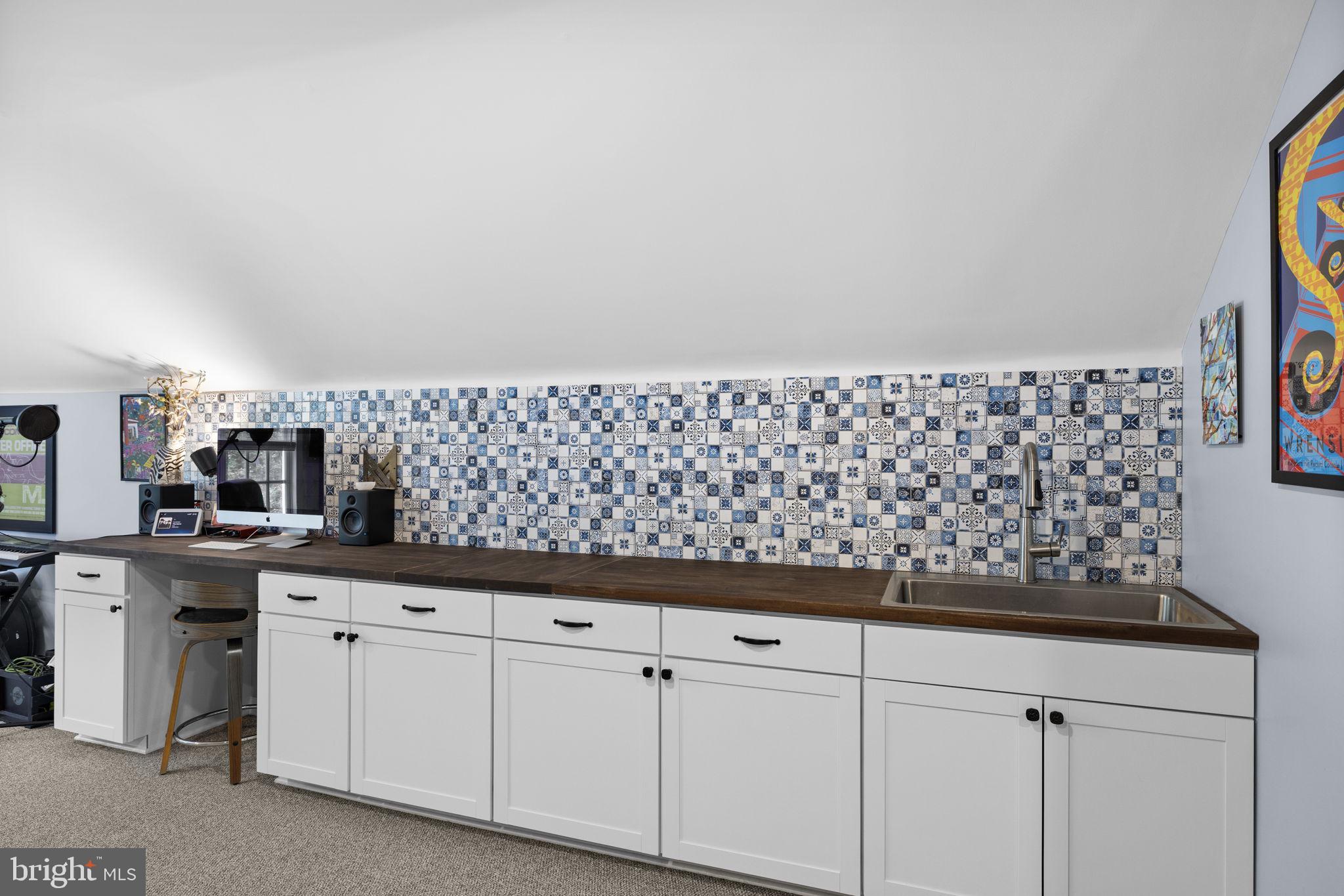 7409 River Road Fredericksburg, VA 22407 - Photo 52 of 140 Wet Bar