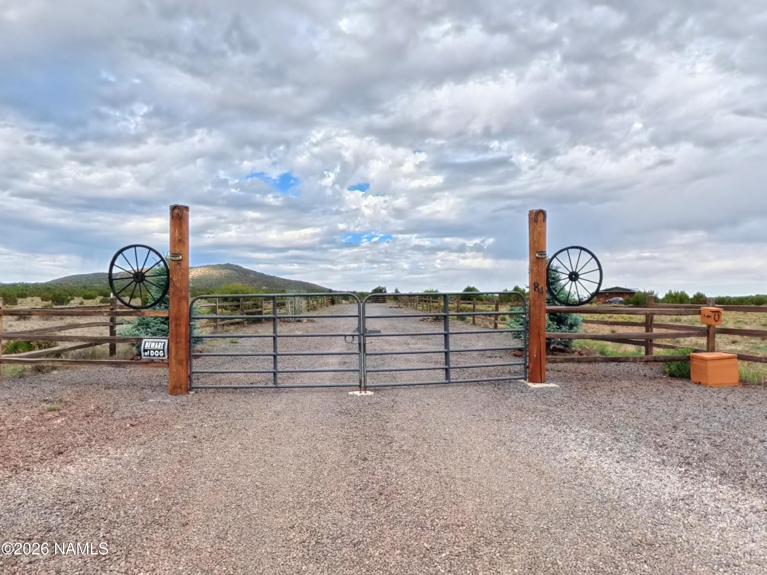 84 Espee Road Williams, AZ 86046 - Photo 14 of 67 Front Gate