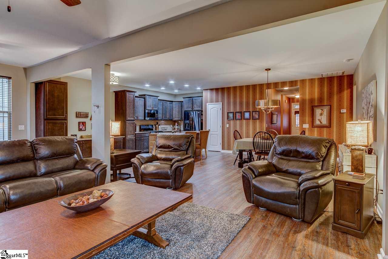 309 Skye Road Easley, SC 29642 - Photo 7 of 27 Gallery Image 7