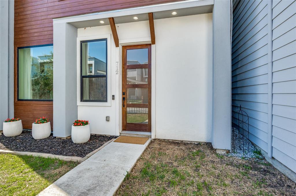 712 Rainwater Road, Unit 7 Dallas, TX 75218 - Photo 3 of 23