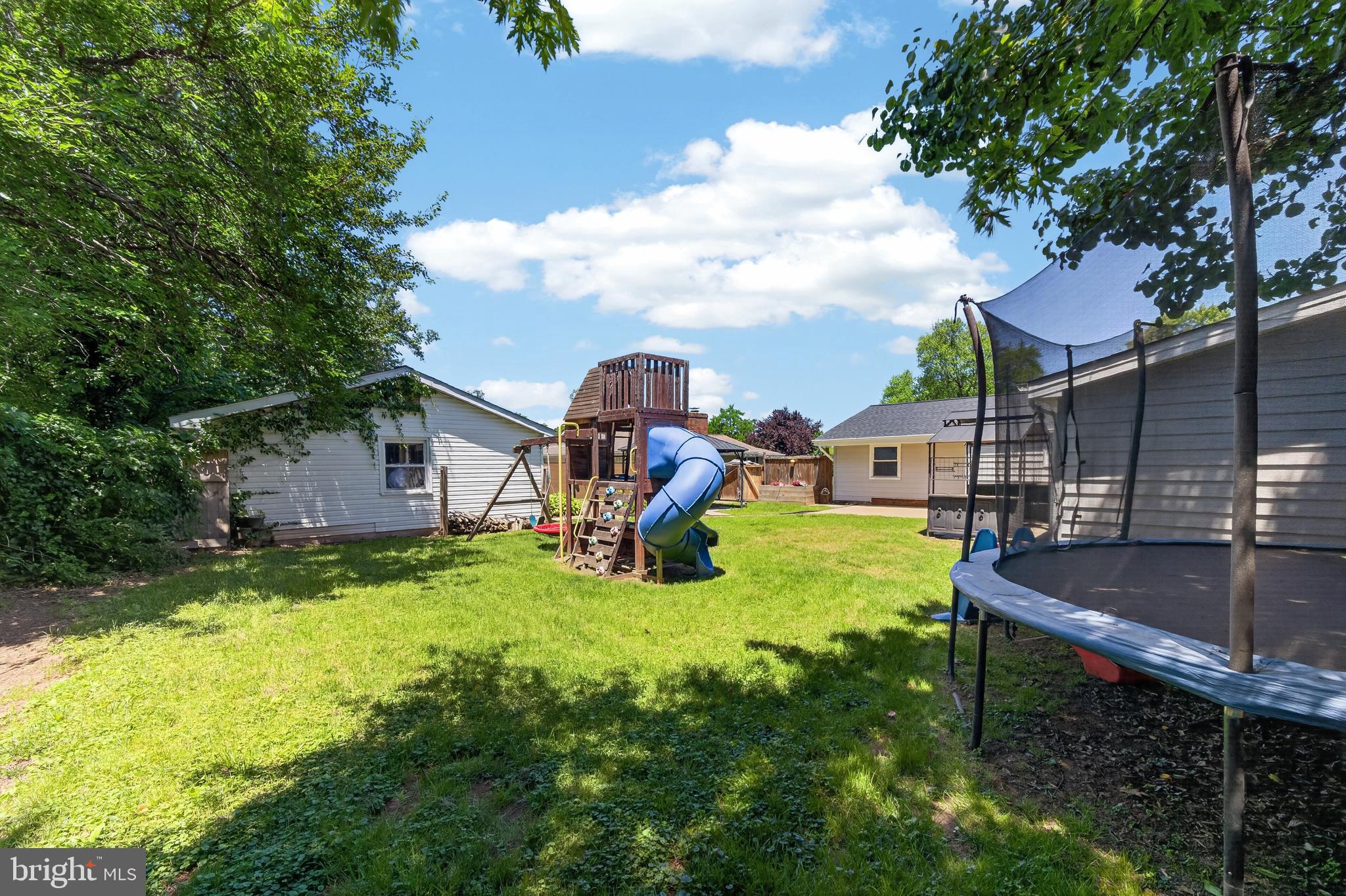 1023 South Hoga Road Sterling, VA 20164 - Photo 36 of 39