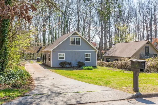 $1,800 | 4854 Tiffany Avenue, Winston-Salem, NC 27104