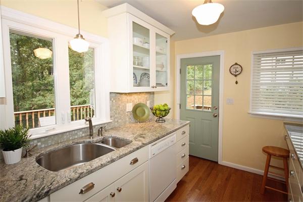 13 Retrop Road Natick, MA 01760 - Photo 6 of 15 Gallery Image 6