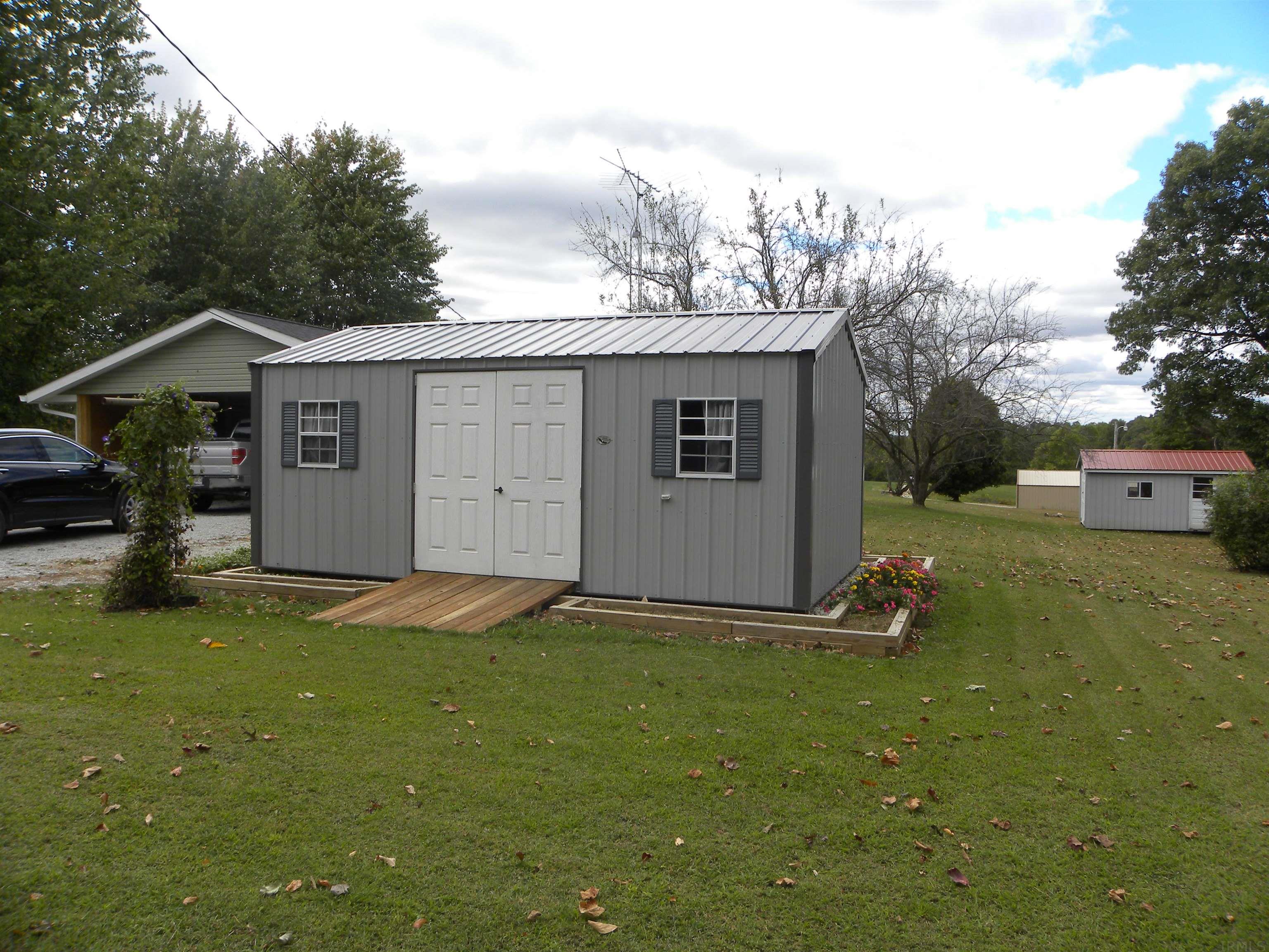 1246 South Hasler Road Bloomfield, IN 47424 - Photo 21 of 22