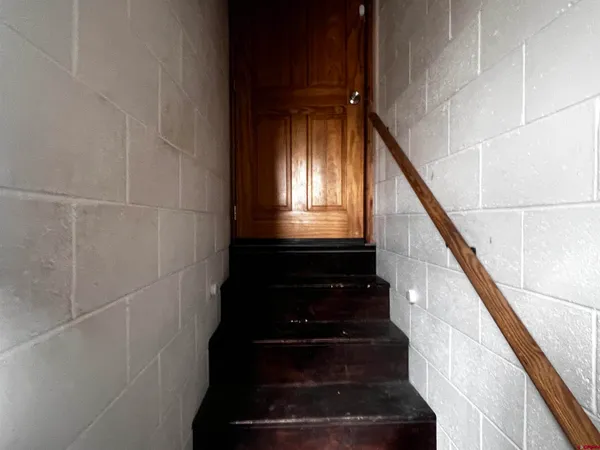 a view of entryway