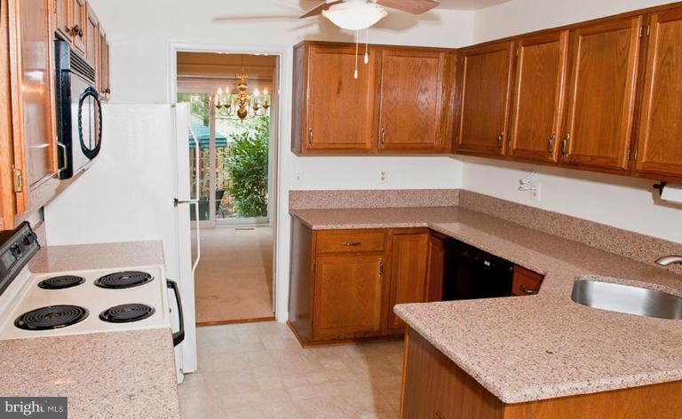 4 Hugo Court Silver Spring, MD 20906 - Photo 9 of 26 Kitchen #3