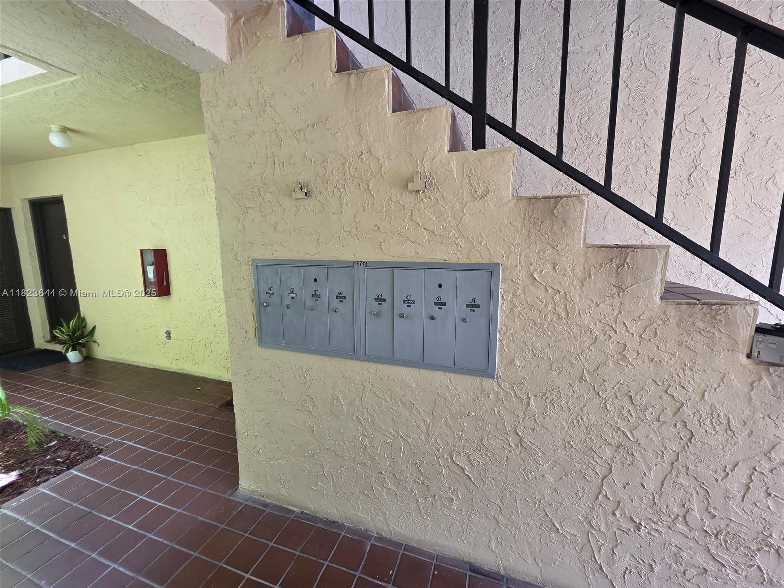 13716 Southwest 90th Avenue, Unit 29 Miami, FL 33176 - Photo 12 of 26