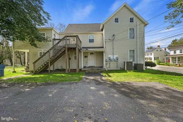 $1,350 | 128 East Camden Wyoming Avenue, Unit A, Camden, DE 19934