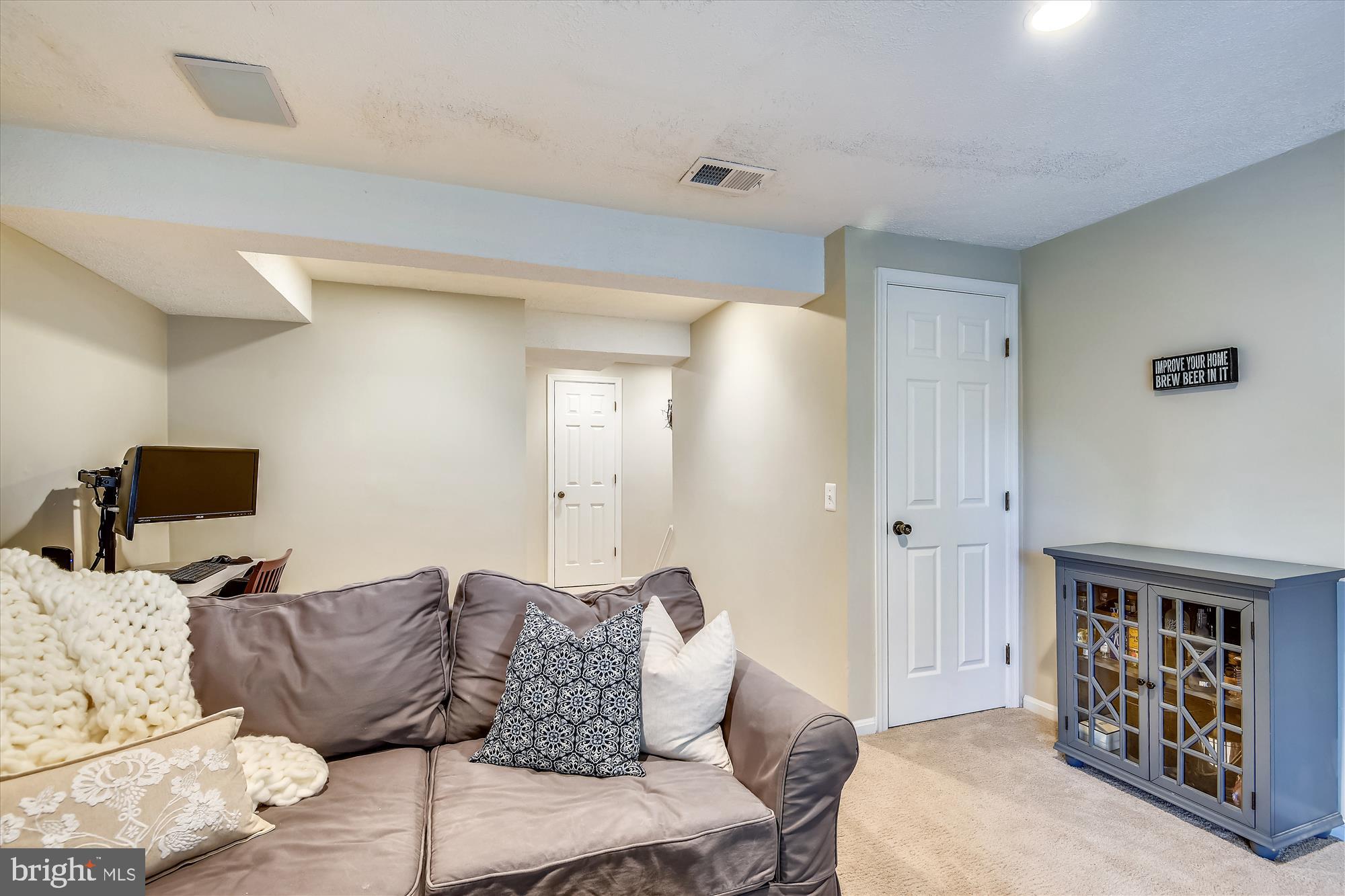 1949 Sagewood Lane Reston, VA 20191 - Photo 25 of 34