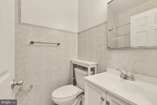 $1,250,000 | 1605 Isherwood Street Northeast, Washington, DC 20002