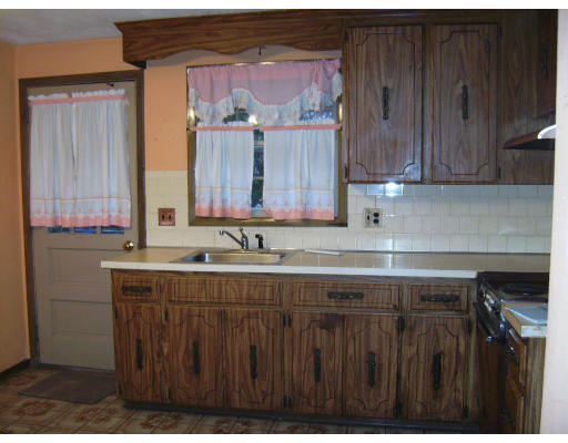 26 Dublin Road Peabody, MA 01960 - Photo 2 of 12 Gallery Image 2