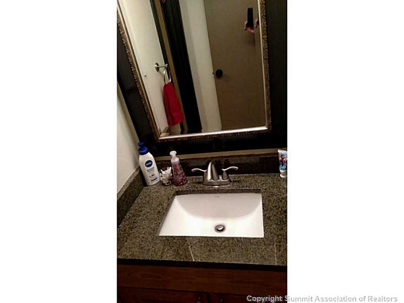 373 Wild Irishman Road, Unit 1086 Keystone, CO 80435 - Photo 9 of 20 Bathroom.