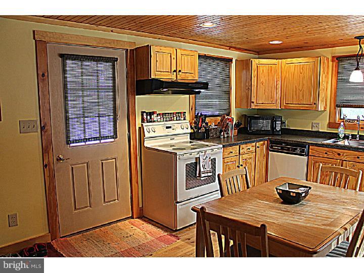 2189 Sterners Road Green Lane, PA 18054 - Photo 7 of 19