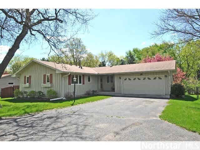 5845 Golden Valley Road Golden Valley, MN 55422 - Photo 1 of 11