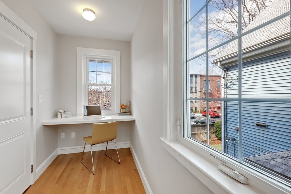 18 Yerxa Road, Unit 2 Cambridge, MA 02140 - Photo 14 of 36 Gallery Image 14