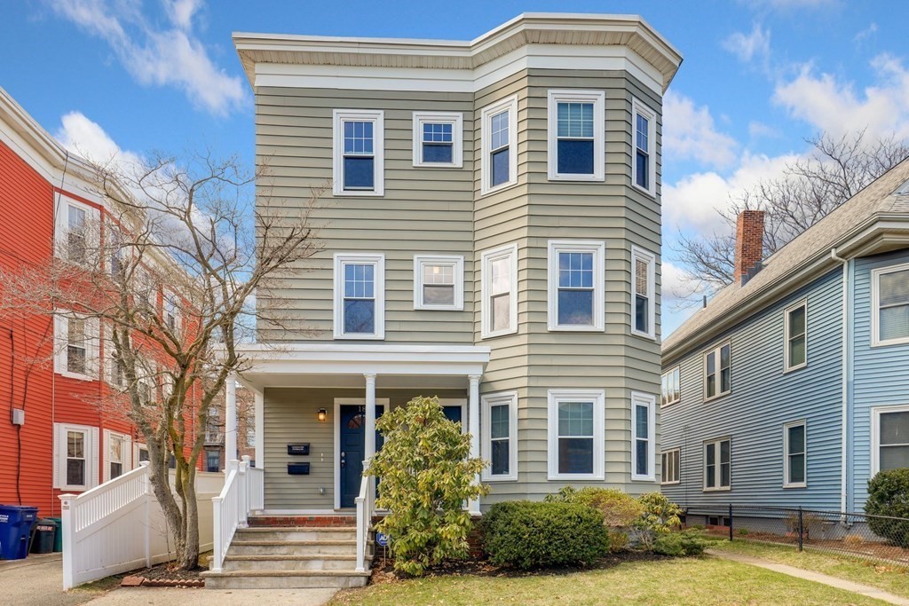 18 Yerxa Road, Unit 2 Cambridge, MA 02140 - Photo 2 of 36 Gallery Image 2