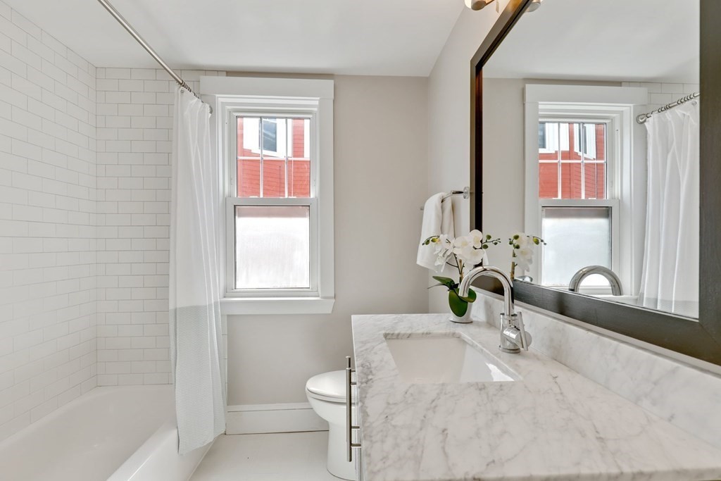 18 Yerxa Road, Unit 2 Cambridge, MA 02140 - Photo 24 of 36 Gallery Image 24