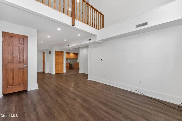 $1,100,000 | 33-35 3rd Street, Waterford, NY 12188