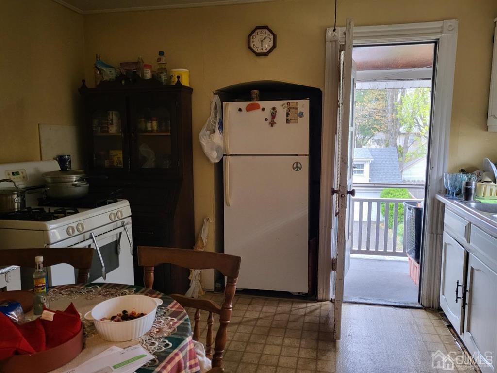 352 Front Street Dunellen, NJ 08812 - Photo 36 of 46 a view of a livingroom with furniture and toys
