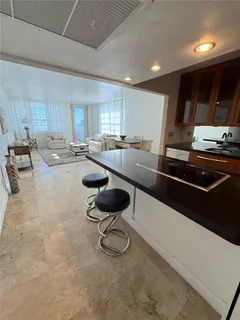 $875,000 | 100 Lincoln Road, Unit 1111, Miami Beach, FL 33139