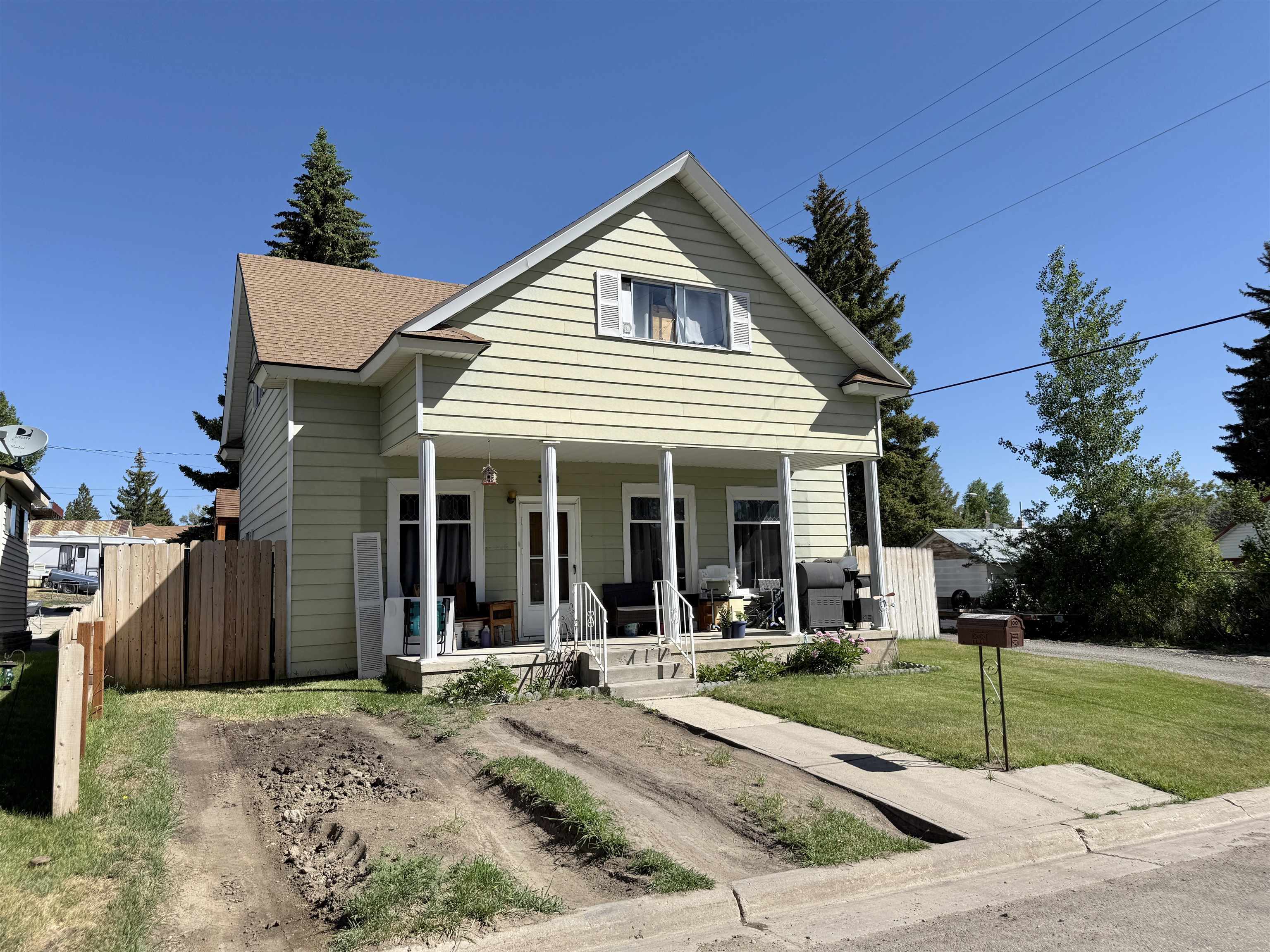 313 Agate Street Kemmerer, WY 83101 - Photo 2 of 29