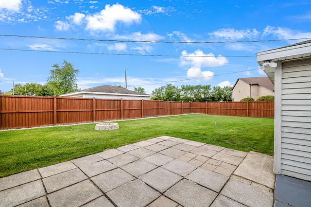 $319,000 | 824 Polk Avenue, Dyer, IN 46311