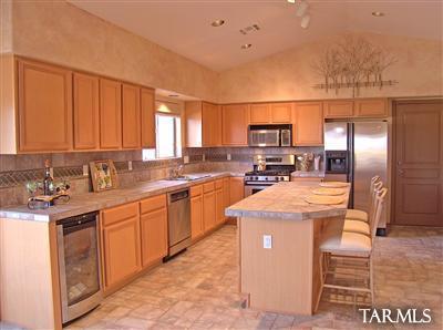 721 North Arizona Ests Loop Tucson, AZ 85748 - Photo 4 of 18