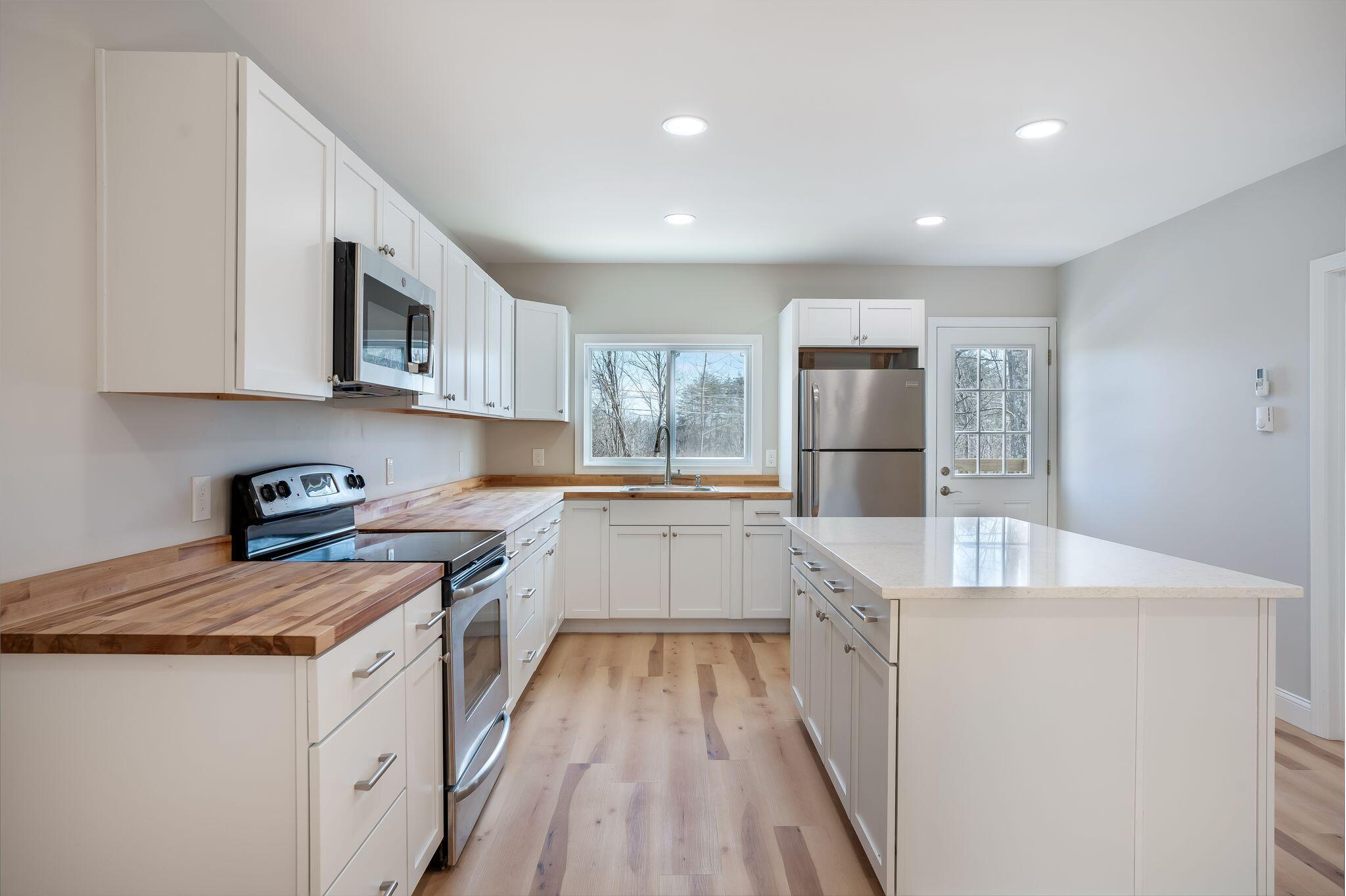 51 Marston Road Gardiner, ME 04345 - Photo 8 of 42 51 Marston Road