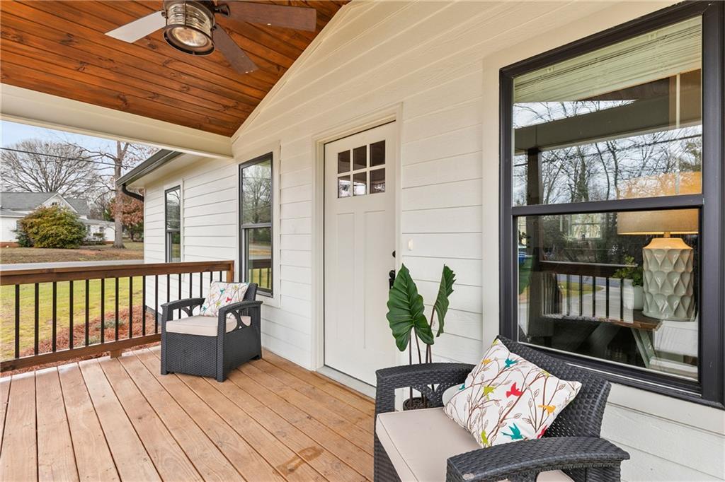 217 North Avenue Fairmount, GA 30139 - Photo 3 of 42