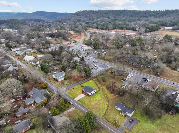 $314,900 | 217 North Avenue, Fairmount, GA 30139
