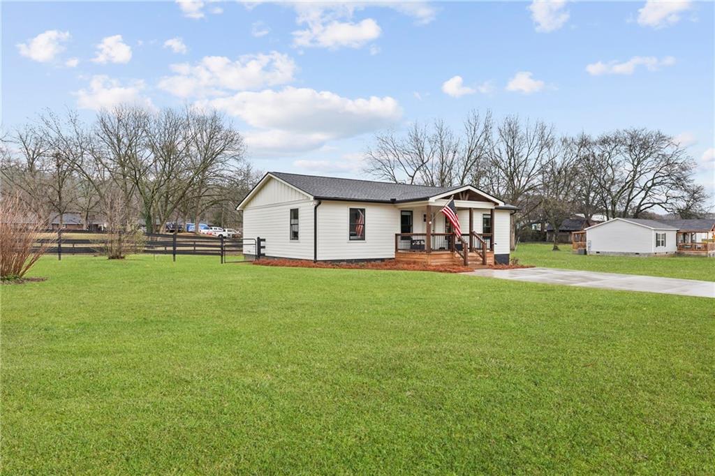 217 North Avenue Fairmount, GA 30139 - Photo 4 of 42