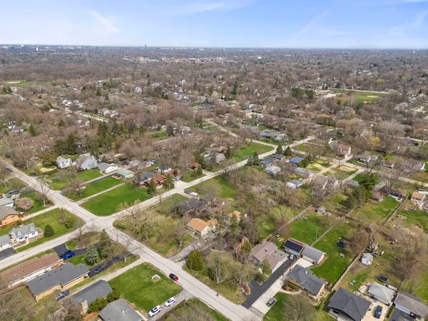 $280,000 | 5905 Lee Avenue, Downers Grove, IL 60516