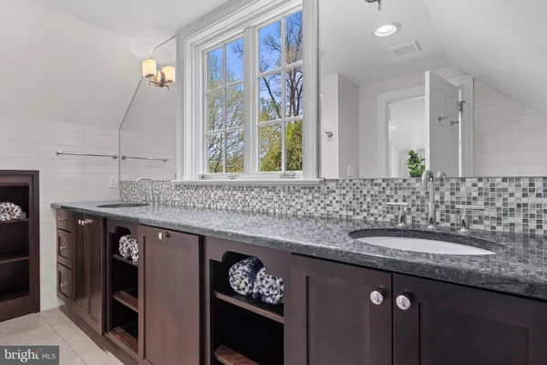 $1,975,000 | 185 Biddulph Road, Wayne, PA 19087