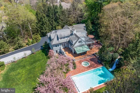 $1,975,000 | 185 Biddulph Road, Wayne, PA 19087