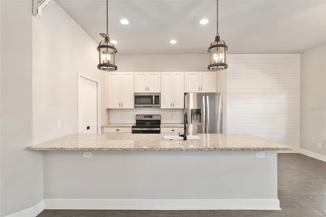 $418,000 | 2556 Southwest 118th Terrace, Gainesville, FL 32608