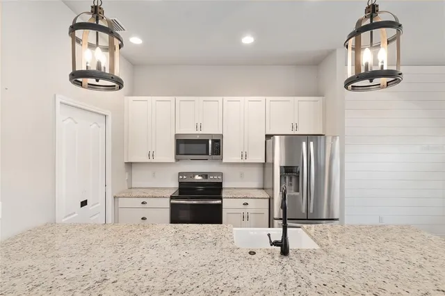 $418,000 | 2556 Southwest 118th Terrace, Gainesville, FL 32608