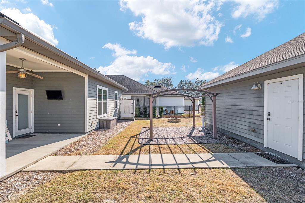 2556 Southwest 118th Terrace Gainesville, FL 32608 - Photo 49 of 62