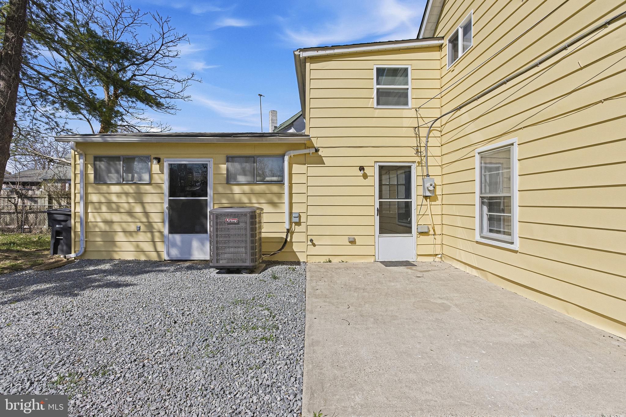 31 Bancroft Avenue Colonial Beach, VA 22443 - Photo 35 of 42