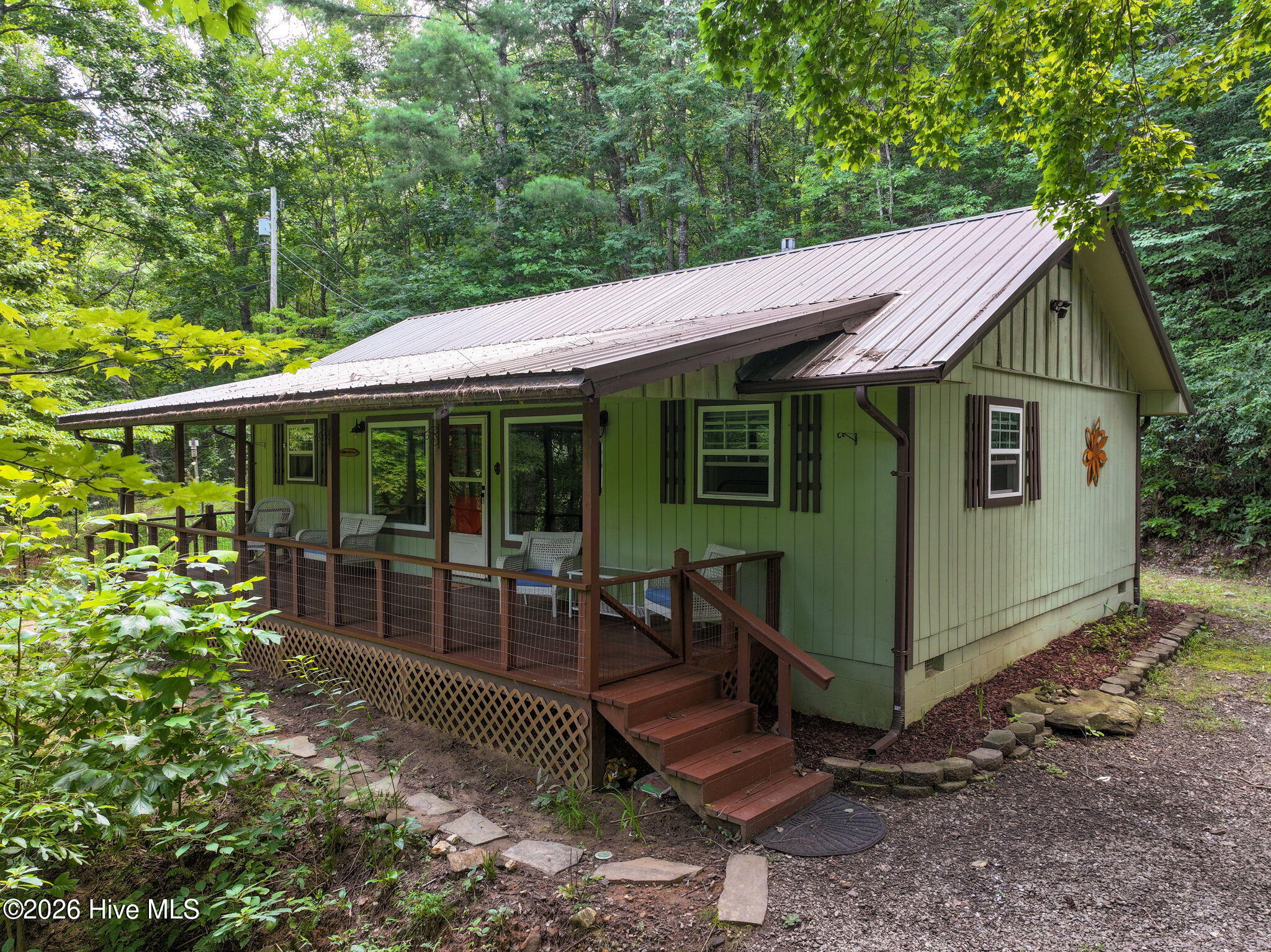 452 Paradise Road Robbinsville, NC 28771 - Photo 2 of 25 Gallery Image 2