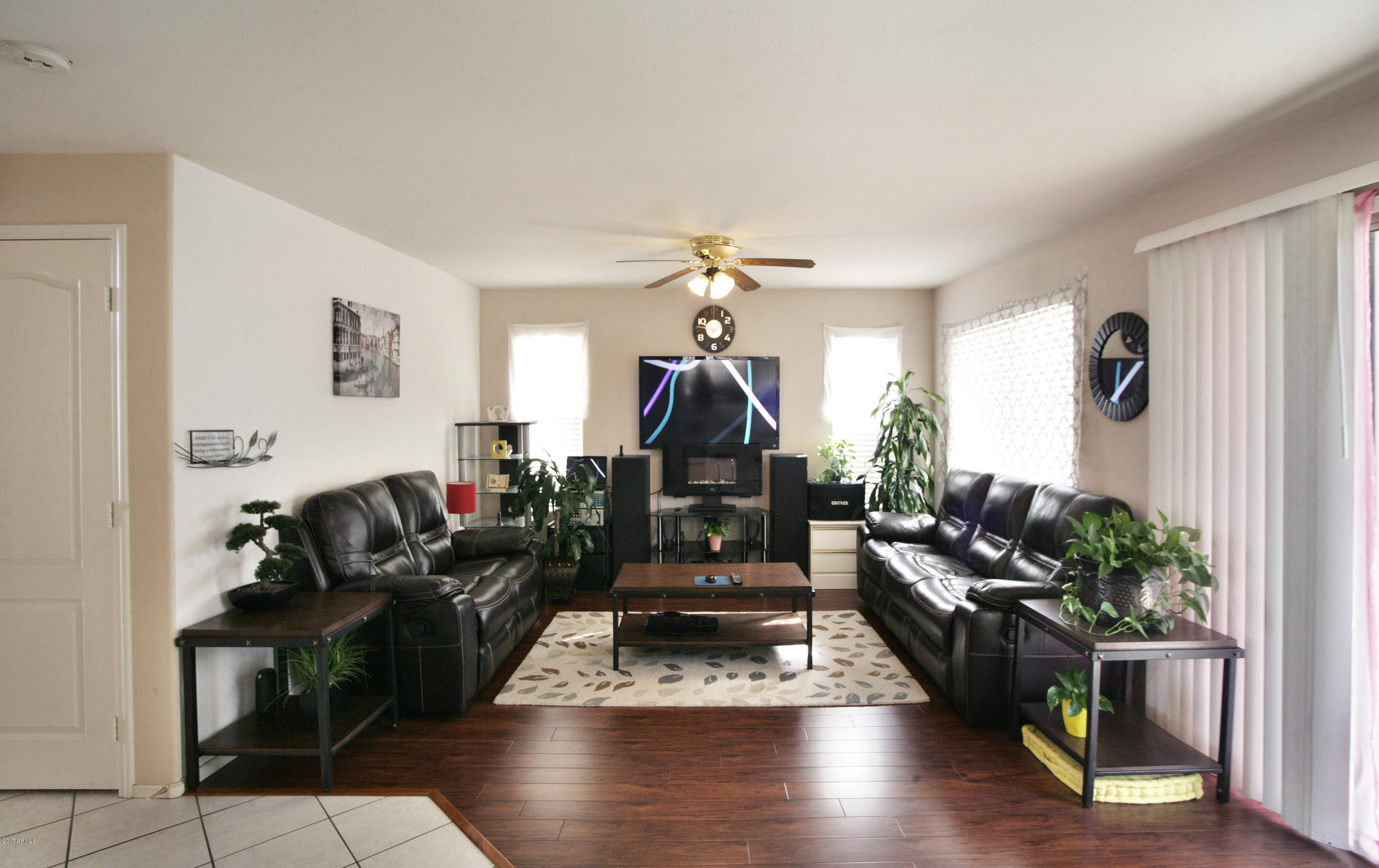 12705 Desert Flower Road Avondale, AZ 85392 - Photo 4 of 13 04_Familyroom