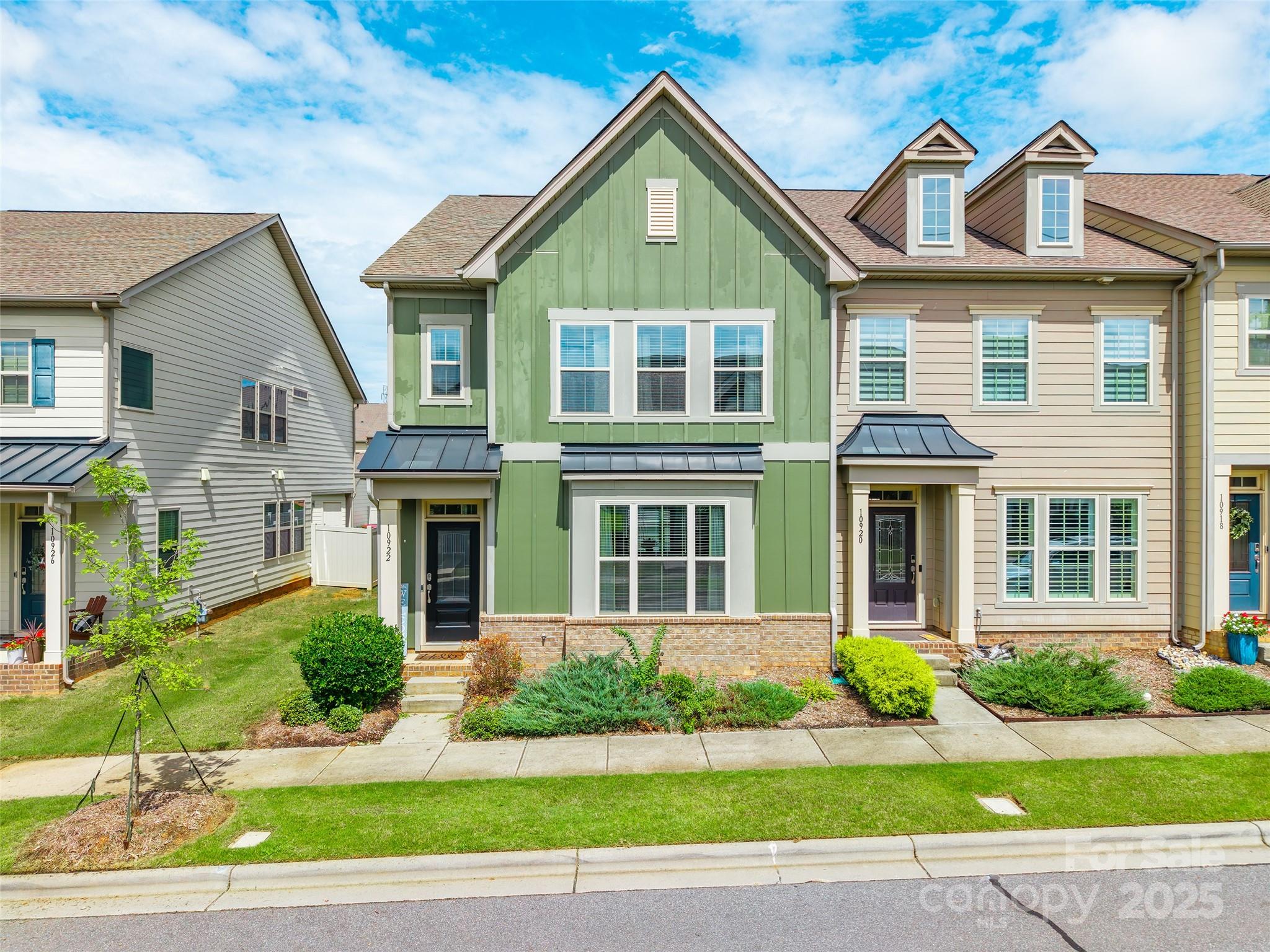 10922 Zac Hill Road Davidson, NC 28036 - Photo 1 of 42 Gallery Image 1