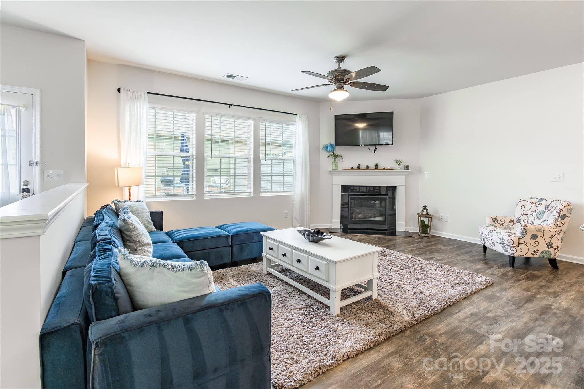 10922 Zac Hill Road Davidson, NC 28036 - Photo 6 of 42 Gallery Image 6