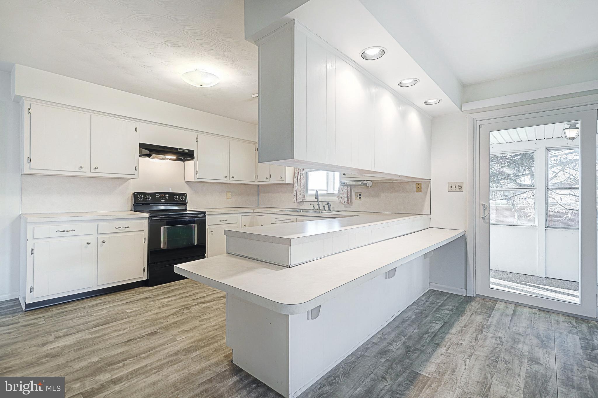 2300 Sunset Road York, PA 17406 - Photo 11 of 44 Gallery Image 11