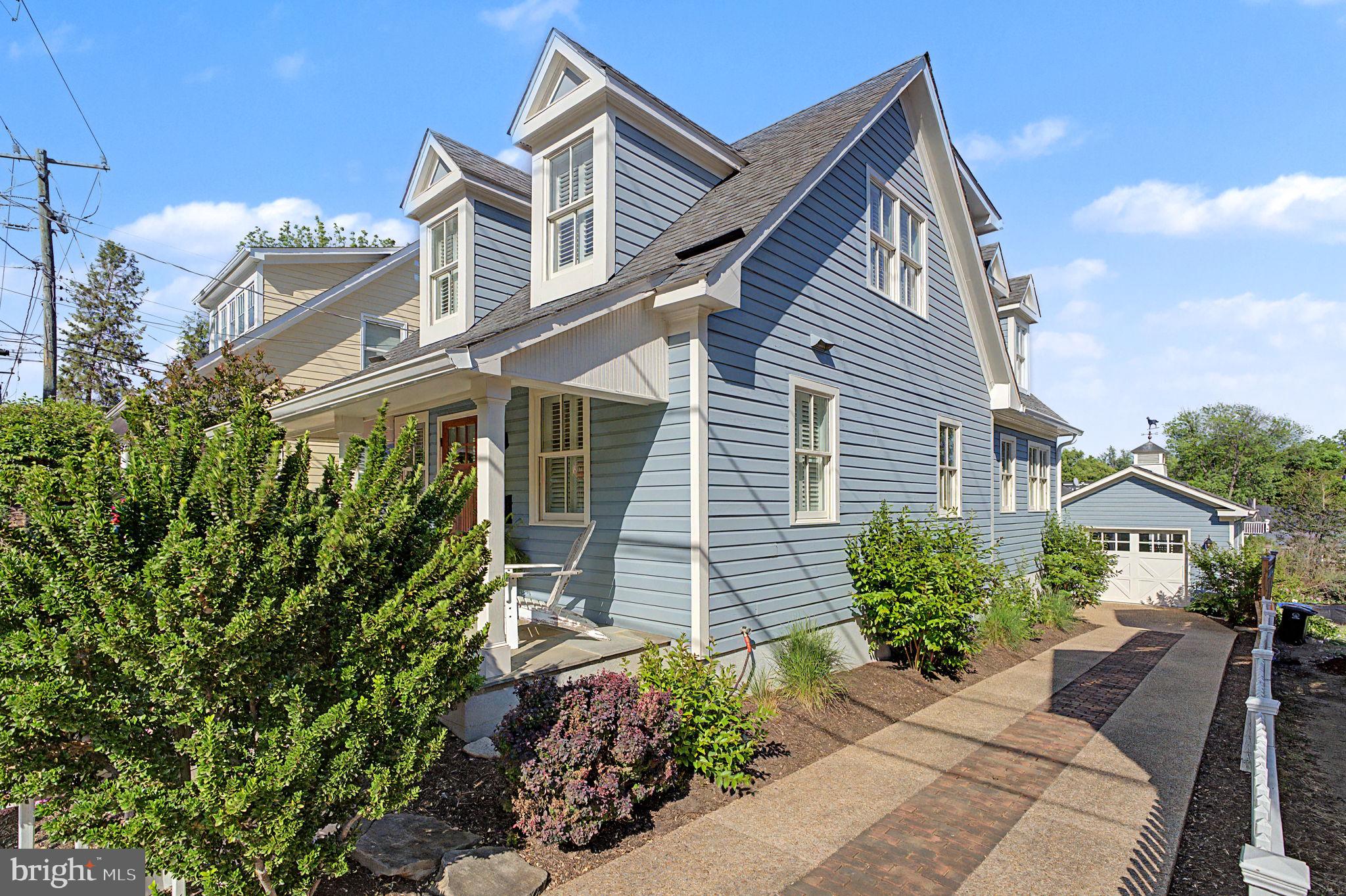 4 Ayr Street Southwest Leesburg, VA 20175 - Photo 2 of 47