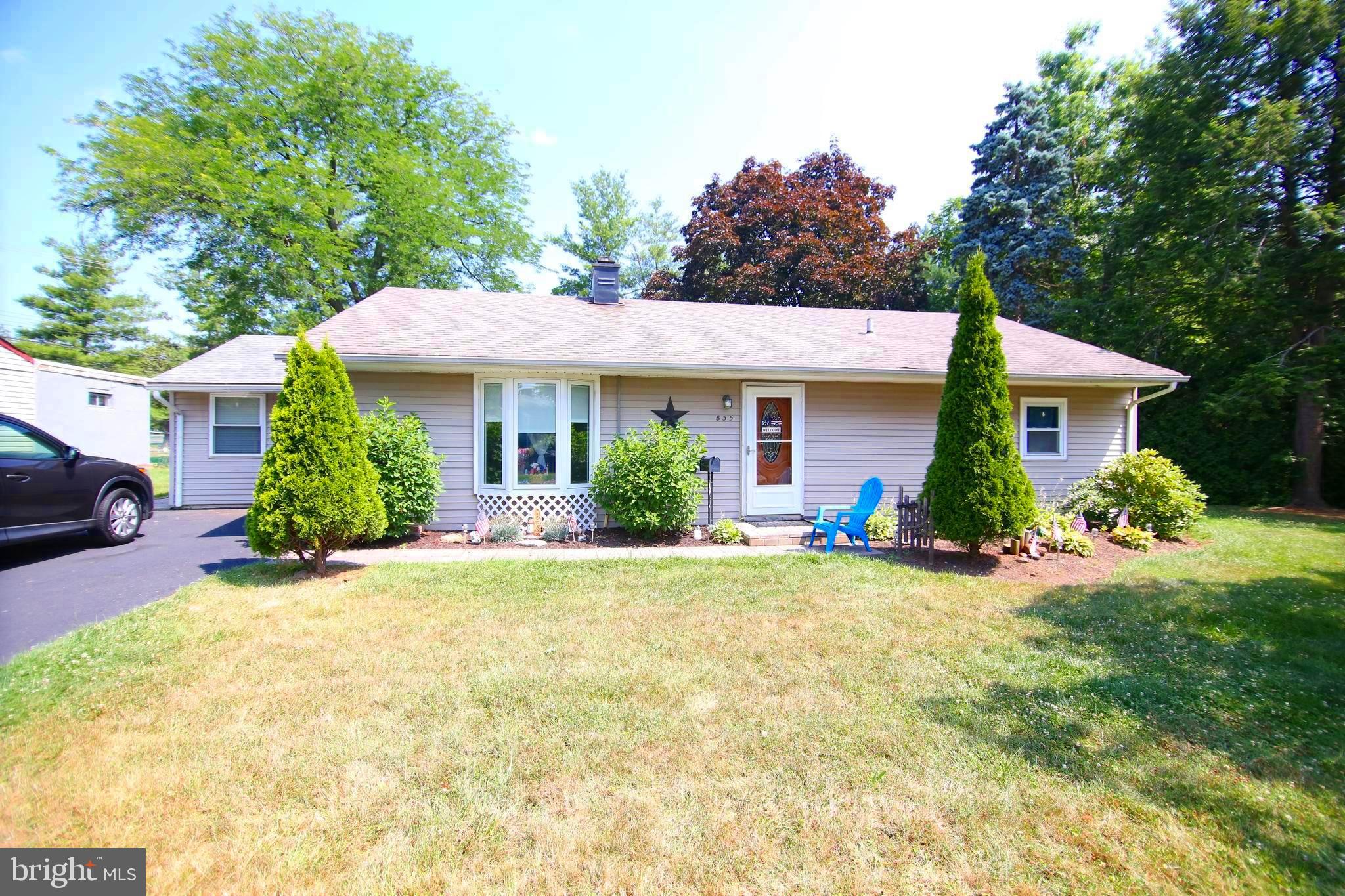 835 Edgemont Road Fairless Hills, PA 19030 - Photo 2 of 18 Gallery Image 2