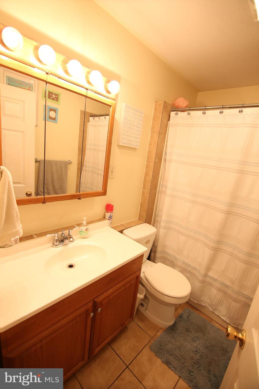 835 Edgemont Road Fairless Hills, PA 19030 - Photo 11 of 18 Gallery Image 11